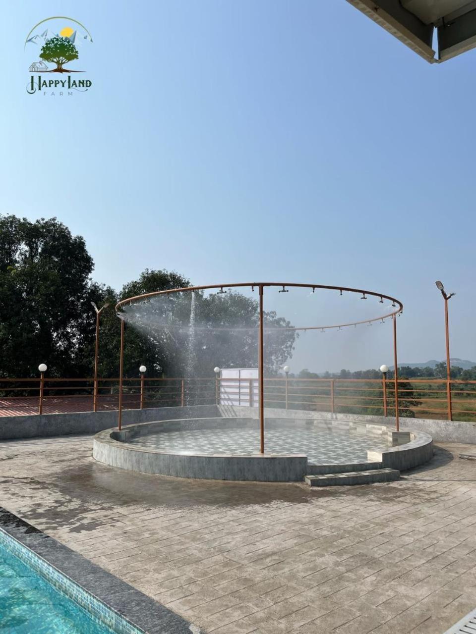 فندق Happy Land Farm كارجات المظهر الخارجي الصورة
